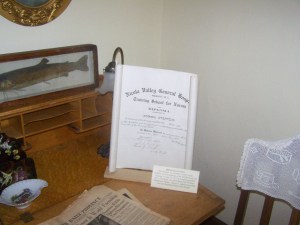 1917 diploma from NVGH , Nurse training Photo KDG