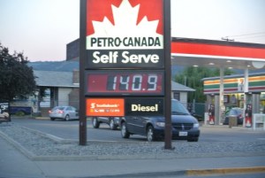 Gas price, the availability of fuel Photo KDG
